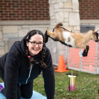 Lauraphotospets hhs goat yoga  -143