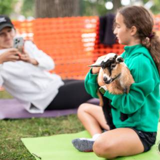 Lauraphotospets hhs goat yoga  -147