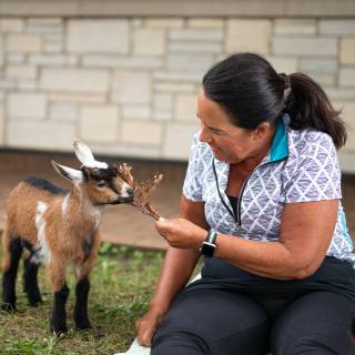 Lauraphotospets hhs goat yoga  -162