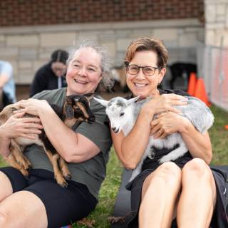 Lauraphotospets hhs goat yoga  -175