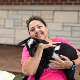 Lauraphotospets hhs goat yoga  -179