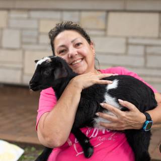 Lauraphotospets hhs goat yoga  -180