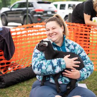 Lauraphotospets hhs goat yoga  -58