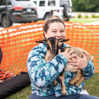 Lauraphotospets hhs goat yoga  -59